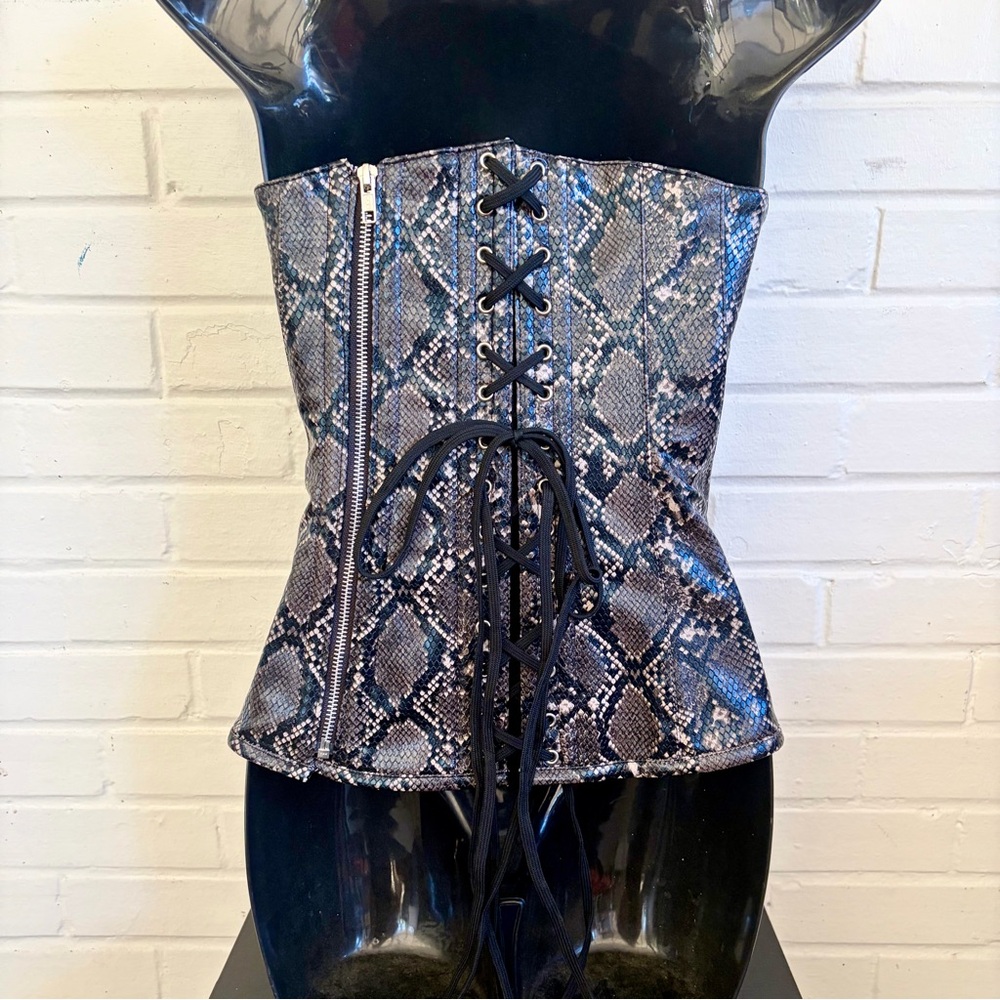 Autty Simone Snakeskin Print Corset Top, SZ S LIKE NEW 🐍 - Picture 5 of 7